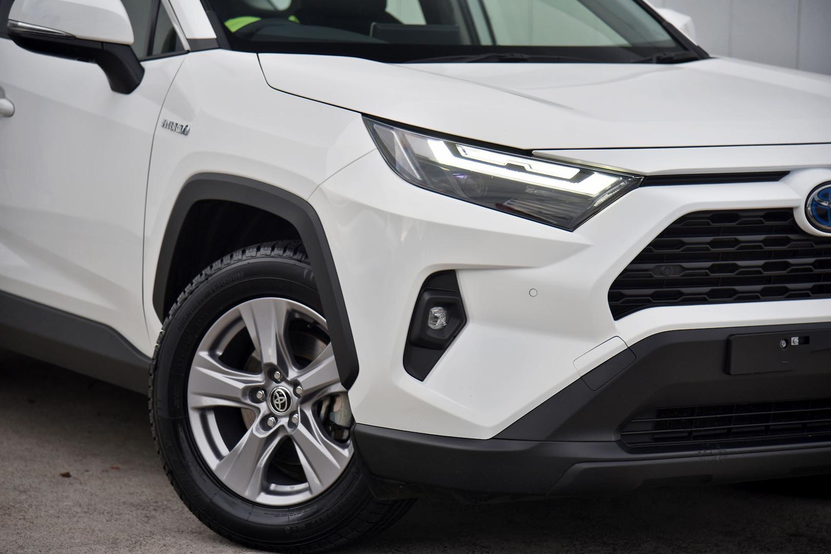 2024 Toyota RAV4 GX-2WD in White