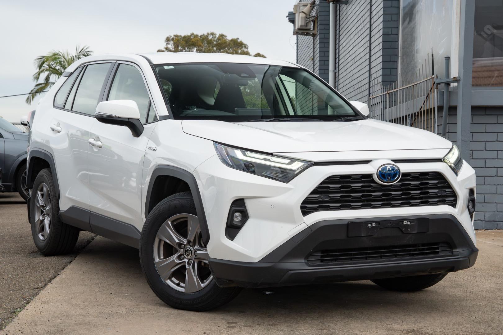 2024 Toyota RAV4 GX-2WD in White