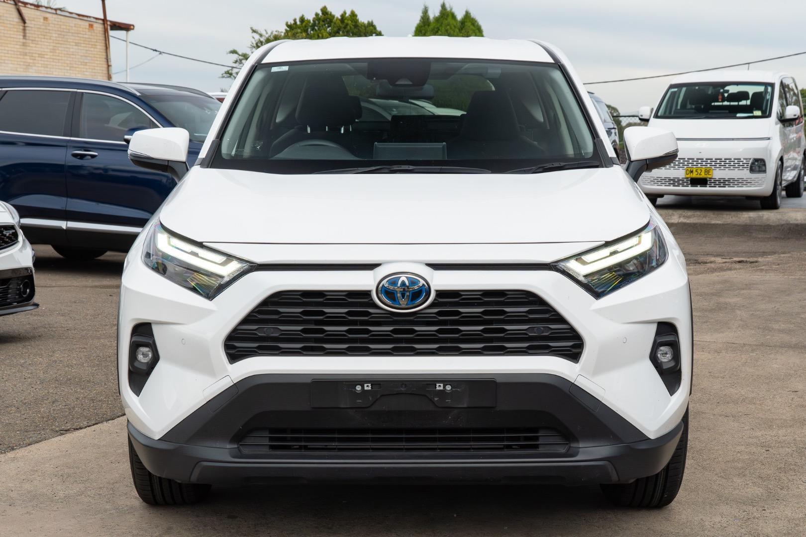 2024 Toyota RAV4 GX-2WD in White
