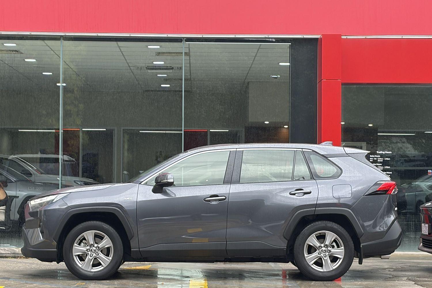 2024 Toyota RAV4 GX-2WD in Silver