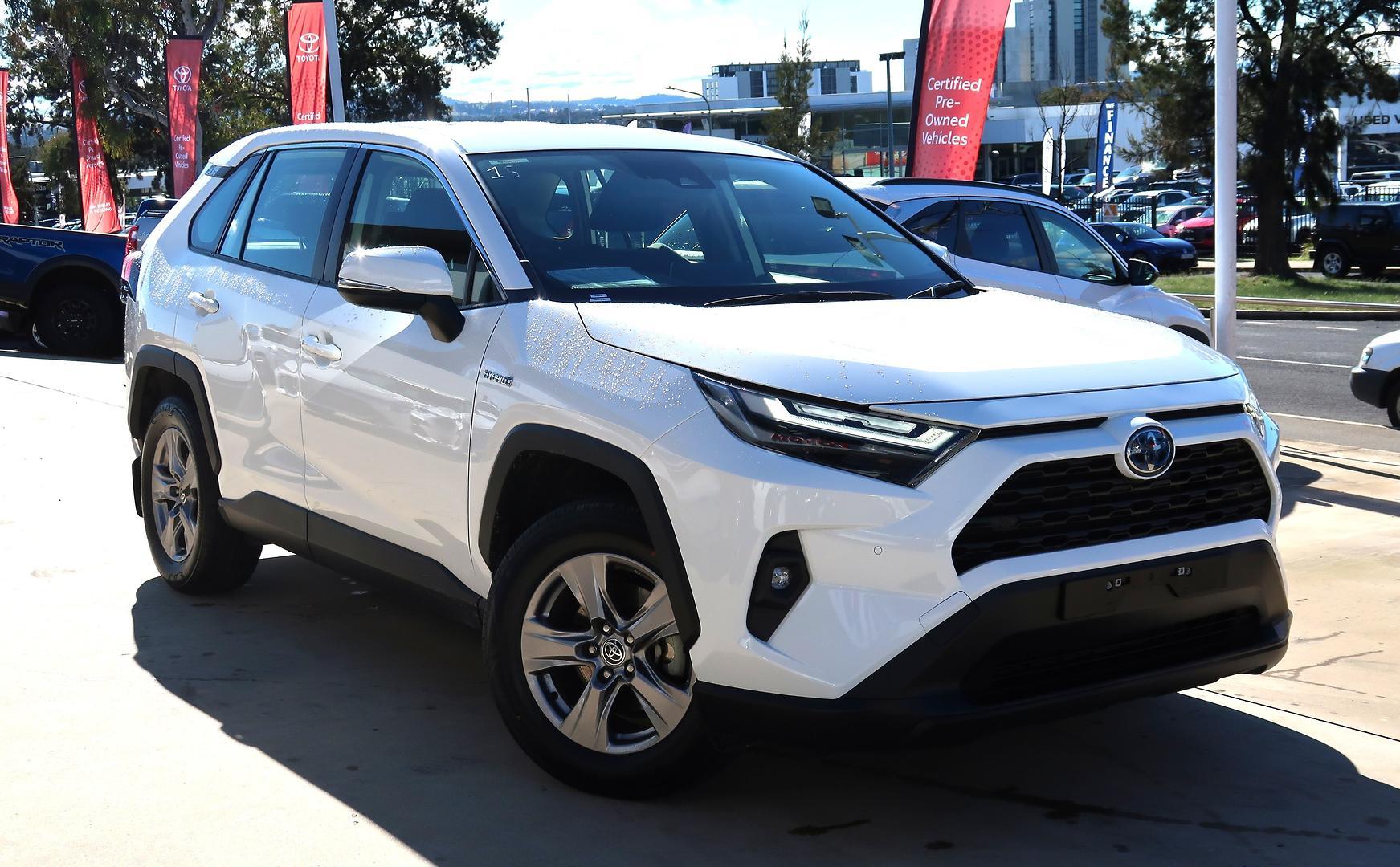 2024 Toyota RAV4 GX-2WD in White