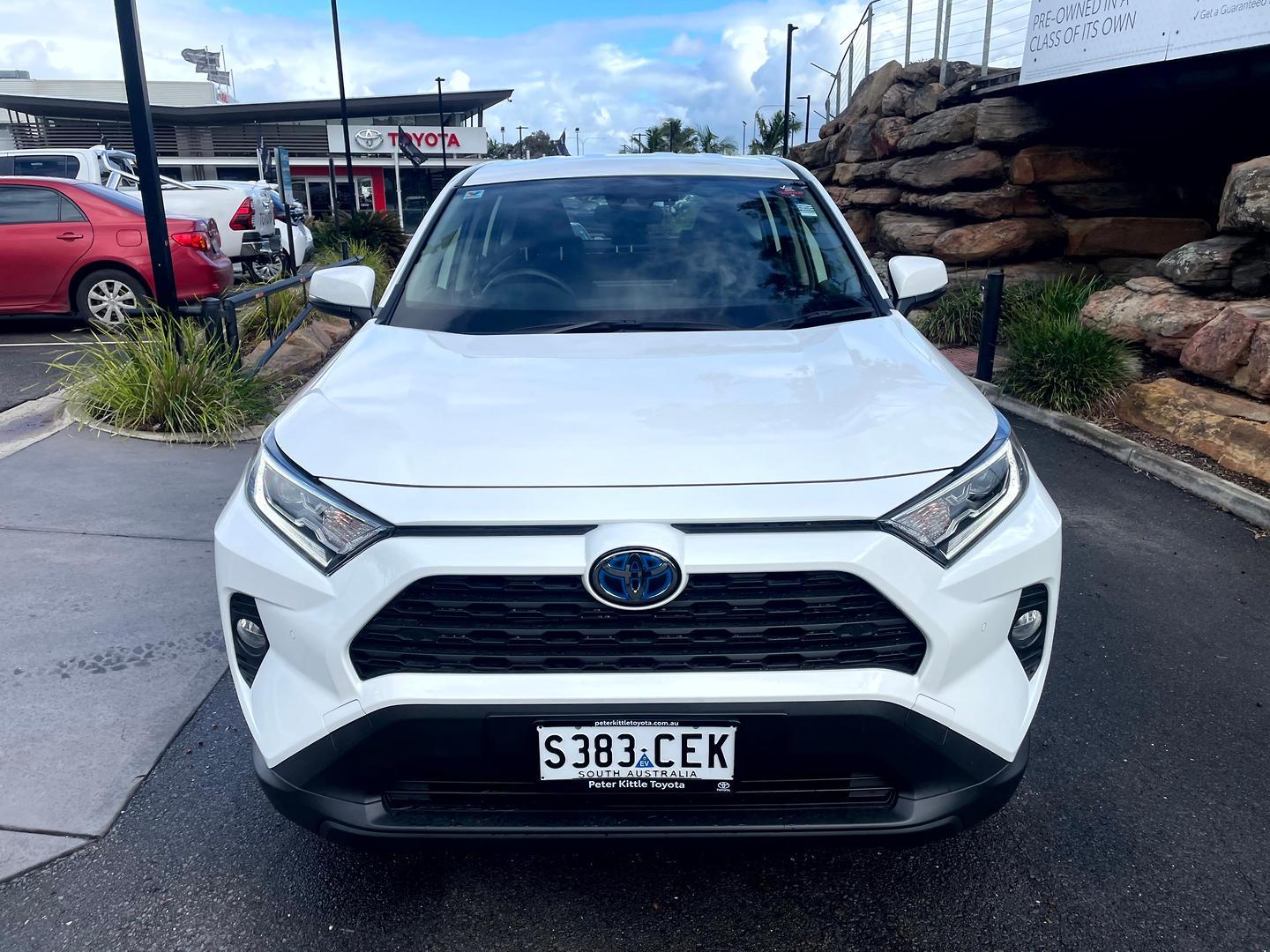 2020 Toyota RAV4 GX-2WD in White