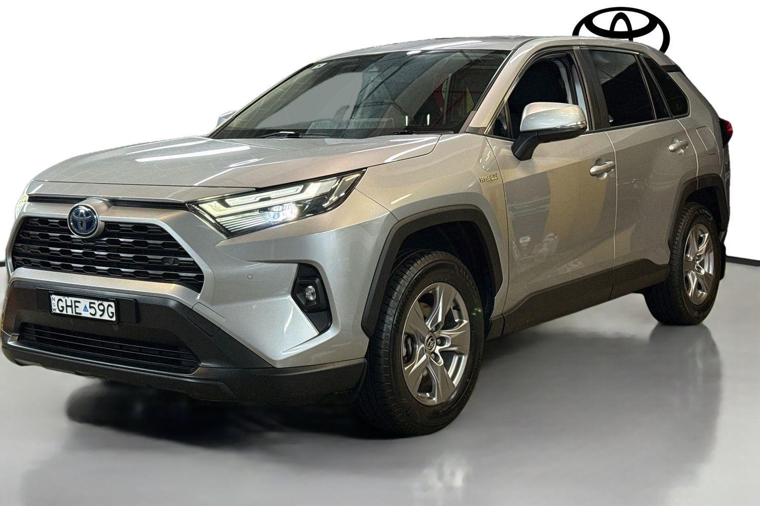 2022 Toyota RAV4 GX-2WD in Silver