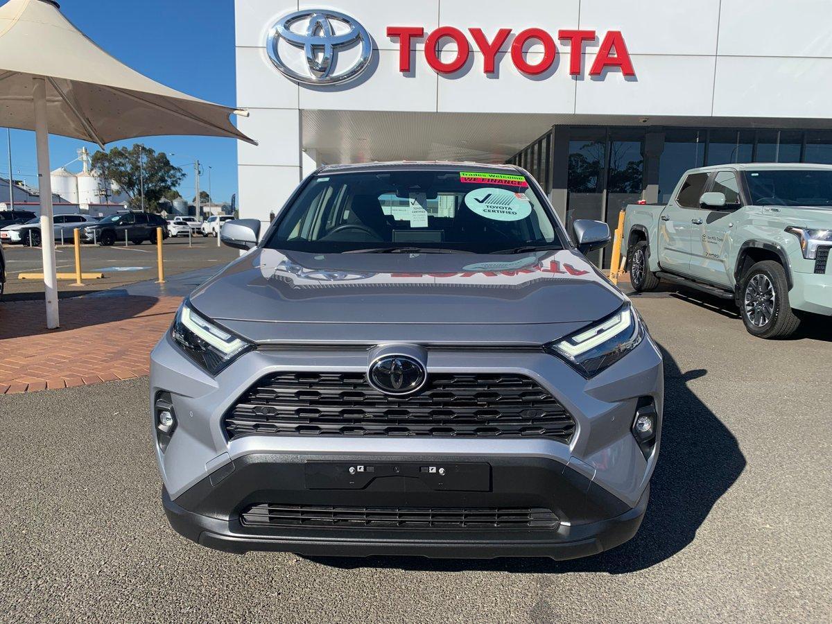 2025 Toyota RAV4 GX in Silver