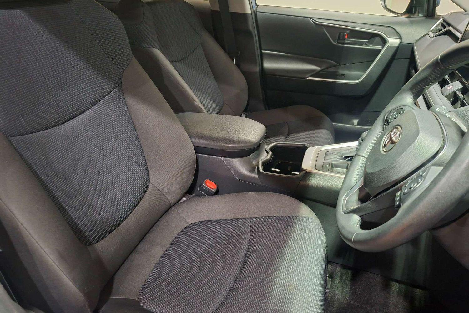 2025 Toyota RAV4 GX-2WD in Blue