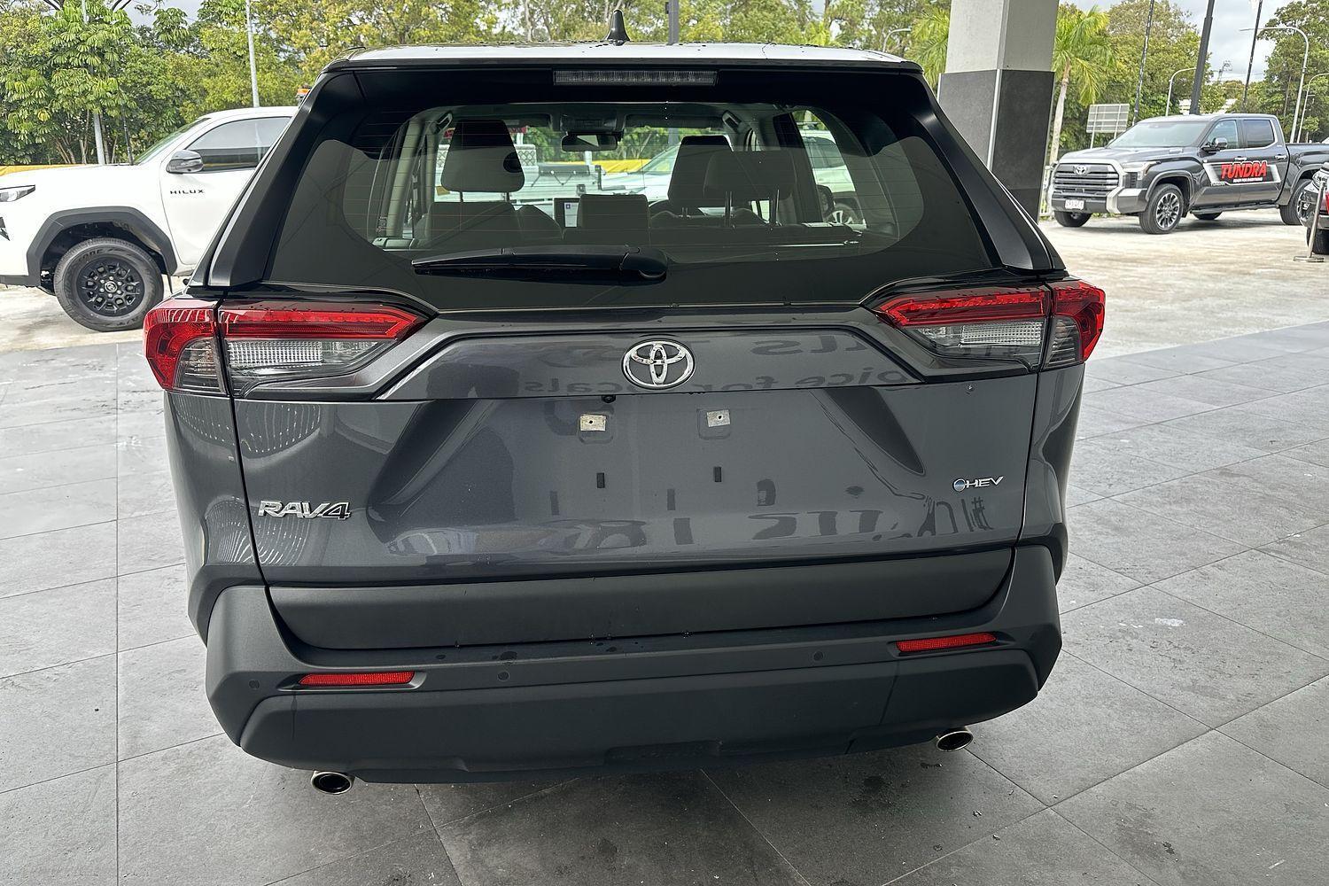 2025 Toyota RAV4 GX in Silver