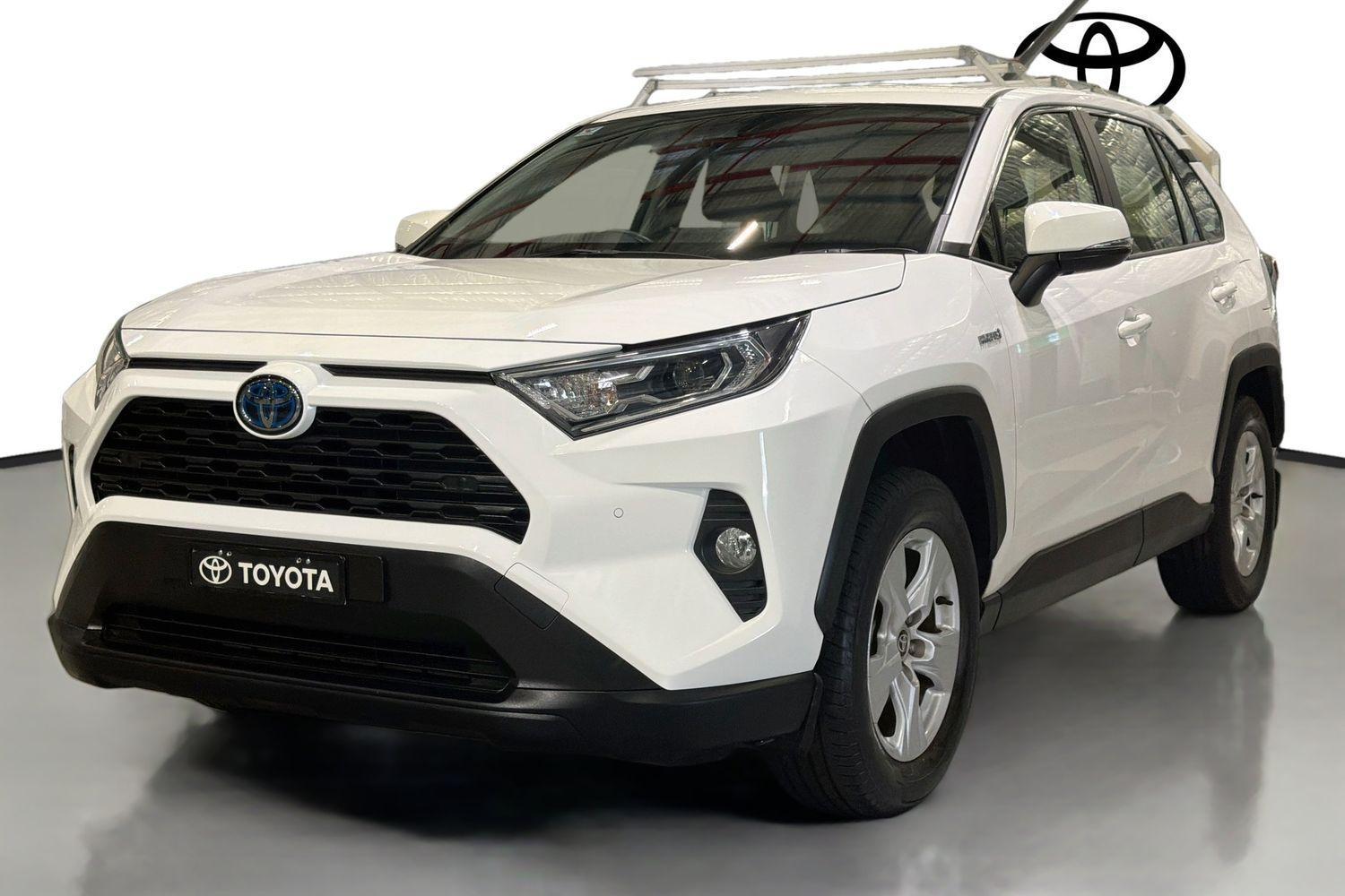 2020 Toyota RAV4 GX-2WD in White