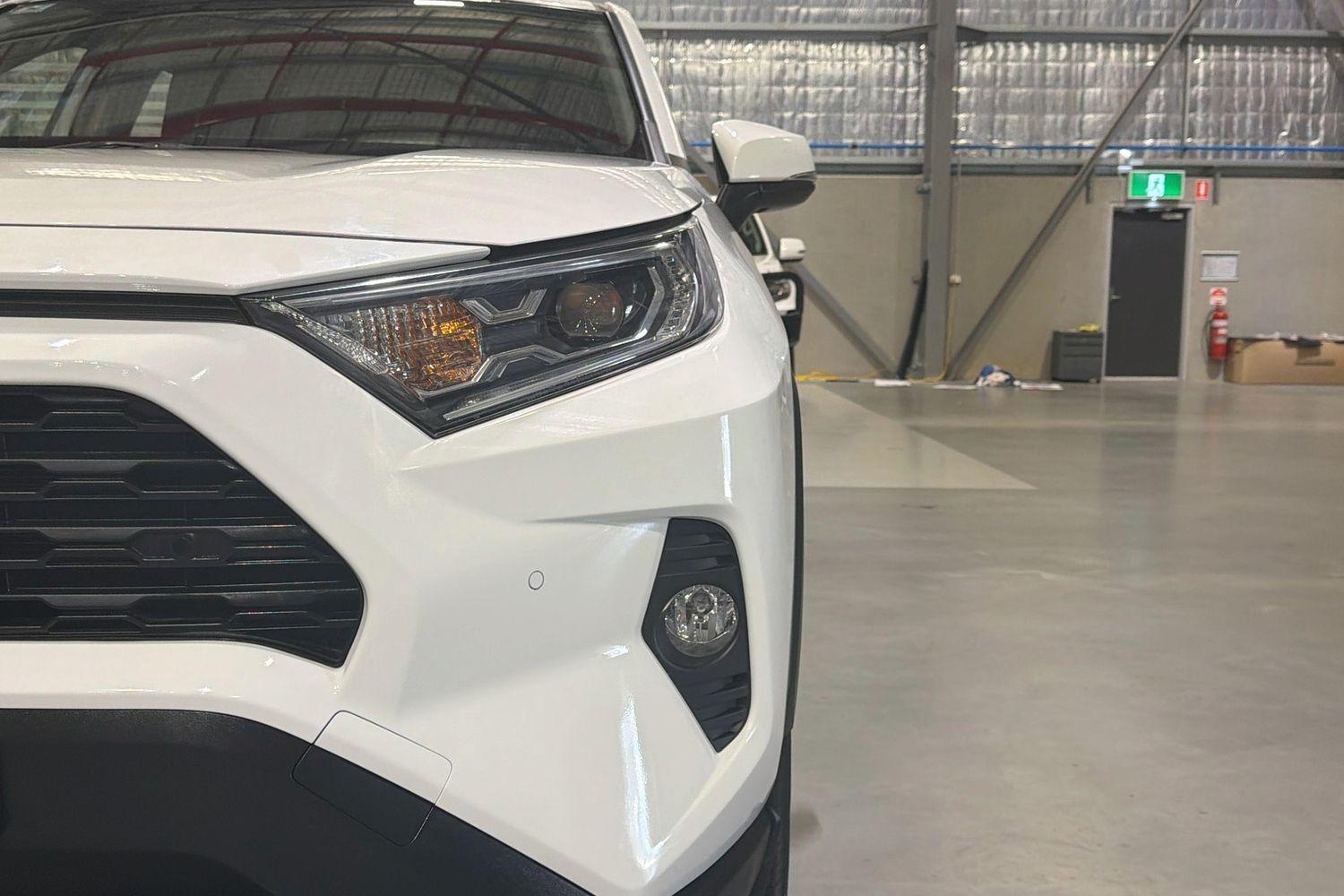 2020 Toyota RAV4 GX-2WD in White