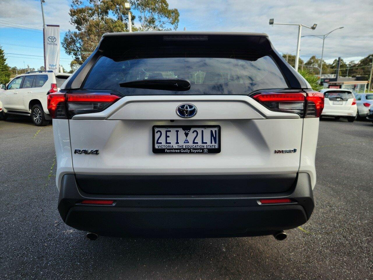 2021 Toyota RAV4 GX in White
