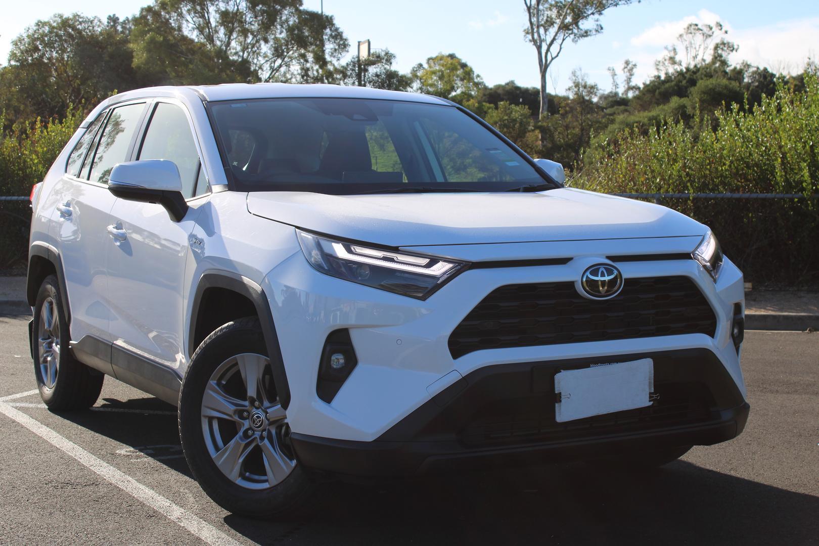2024 Toyota RAV4 GX-2WD in White