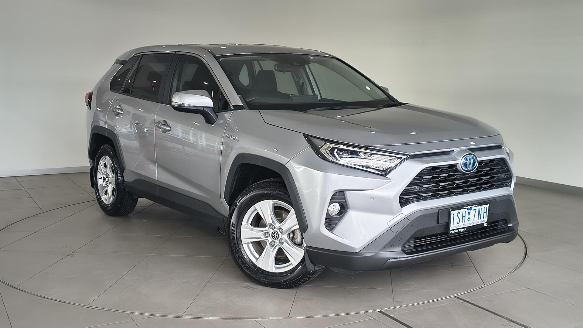 2020 Toyota RAV4 GX in Silver