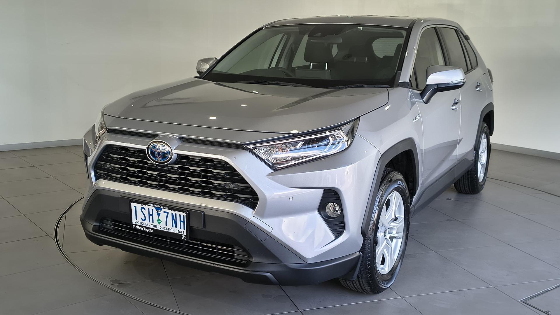 2020 Toyota RAV4 GX in Silver
