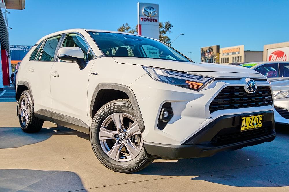 2024 Toyota RAV4 GX-2WD in White