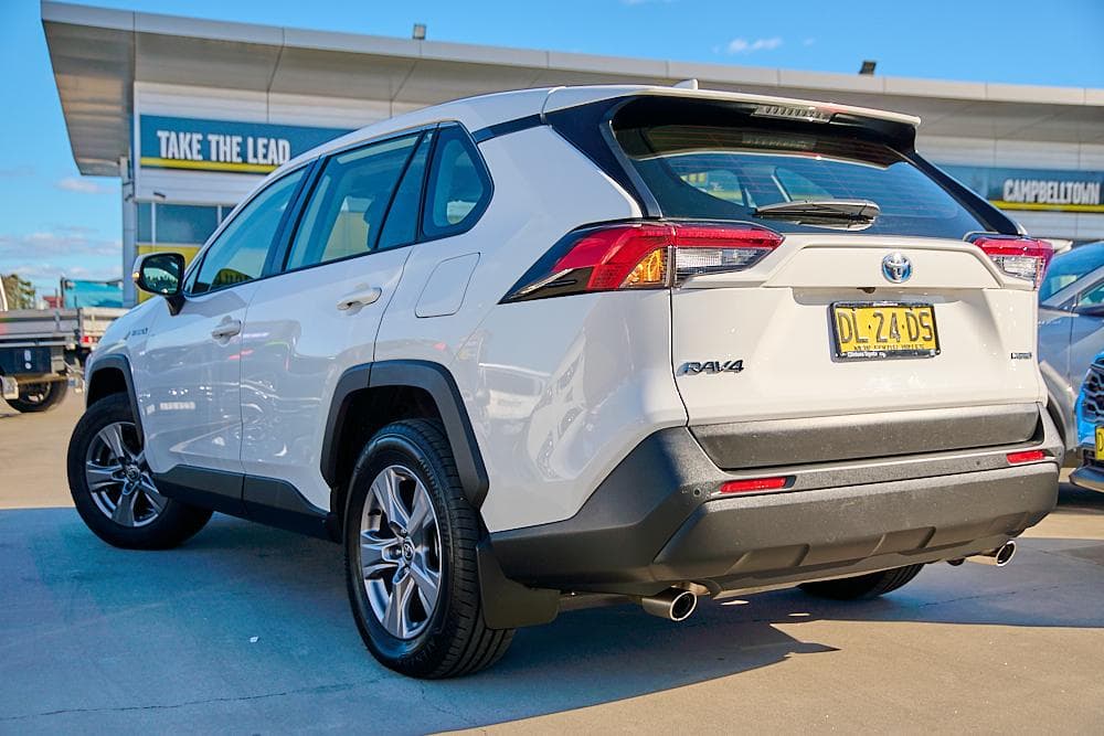 2024 Toyota RAV4 GX-2WD in White