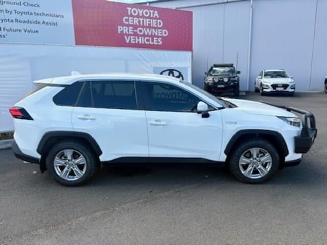 2024 Toyota RAV4 GX-2WD in White