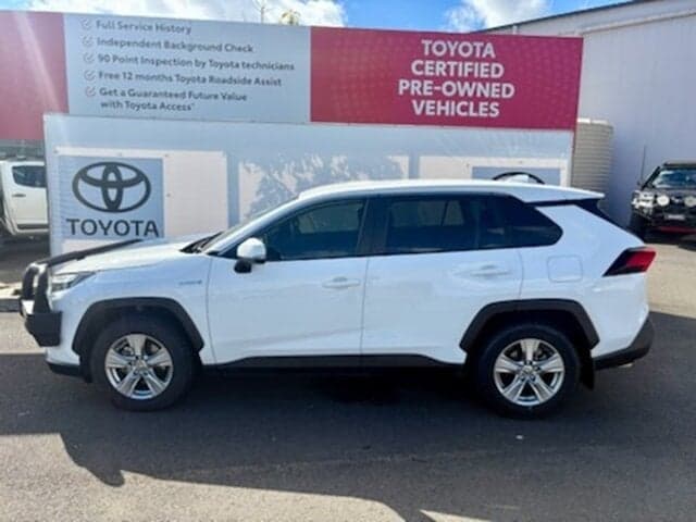2024 Toyota RAV4 GX-2WD in White