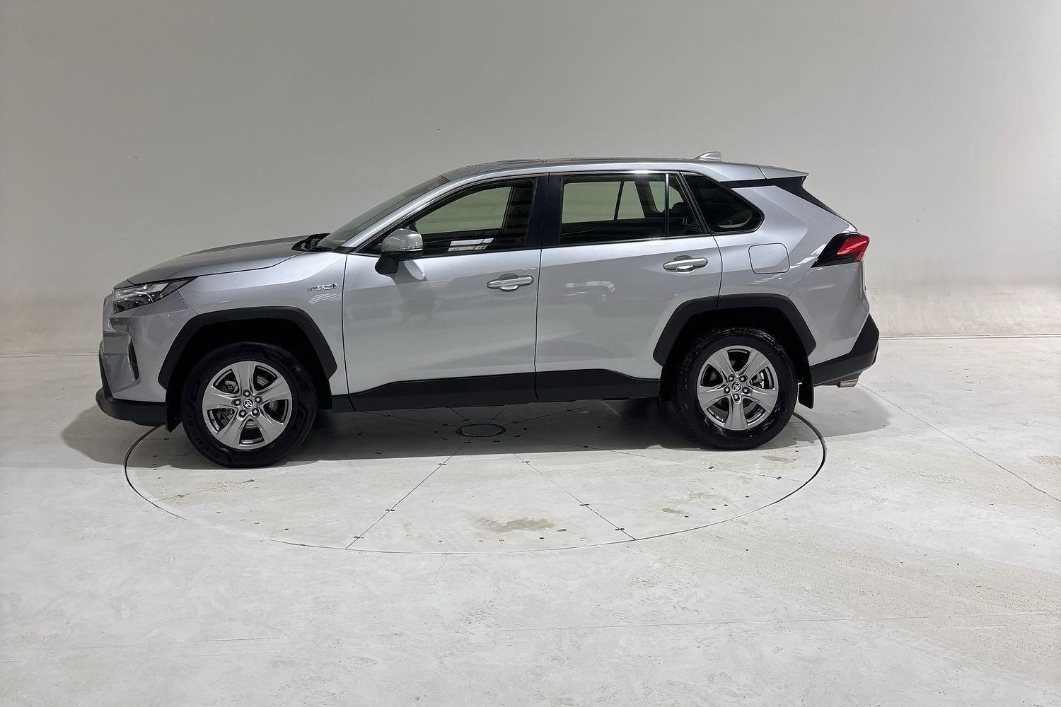2024 Toyota RAV4 GX-2WD in Silver
