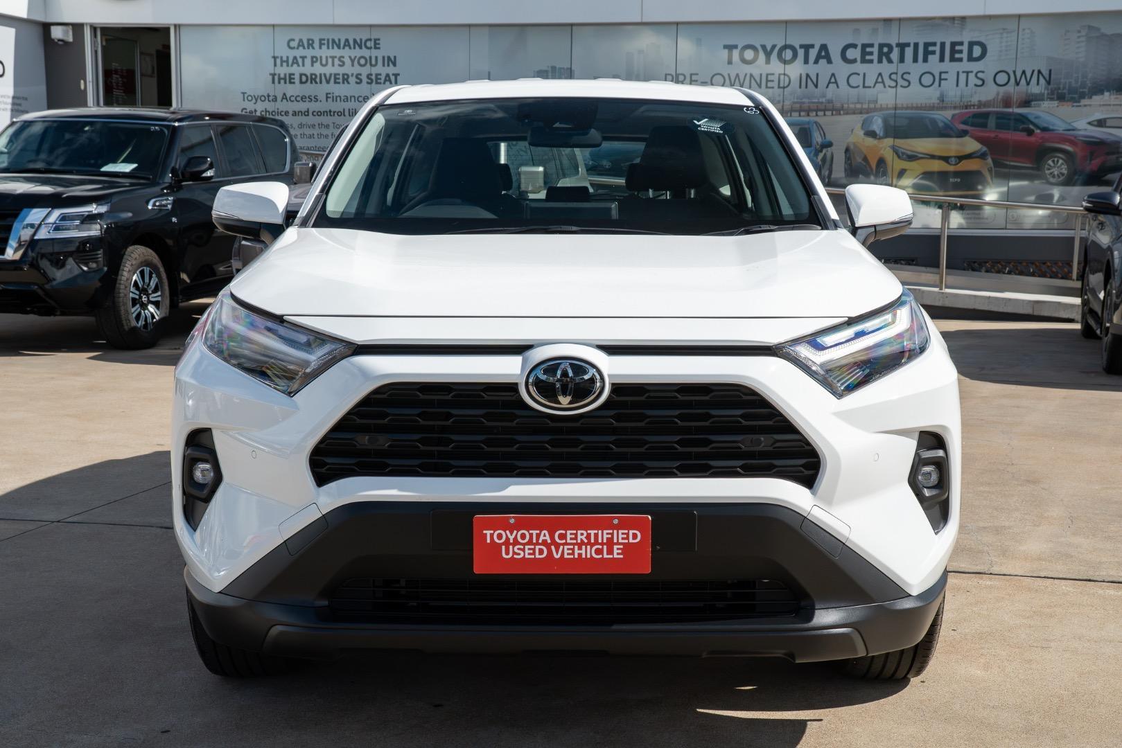 2025 Toyota RAV4 GX-2WD in White