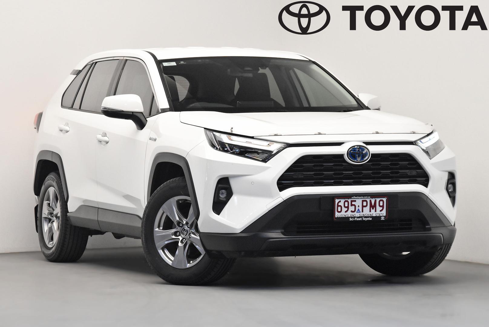 2022 Toyota RAV4 GX-2WD in White