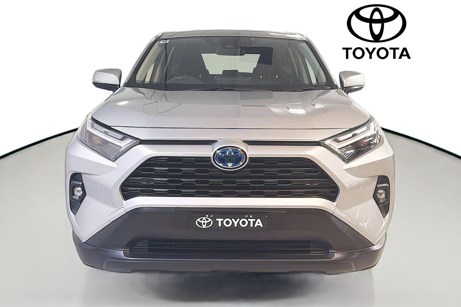 2022 Toyota RAV4 GX-2WD in Silver
