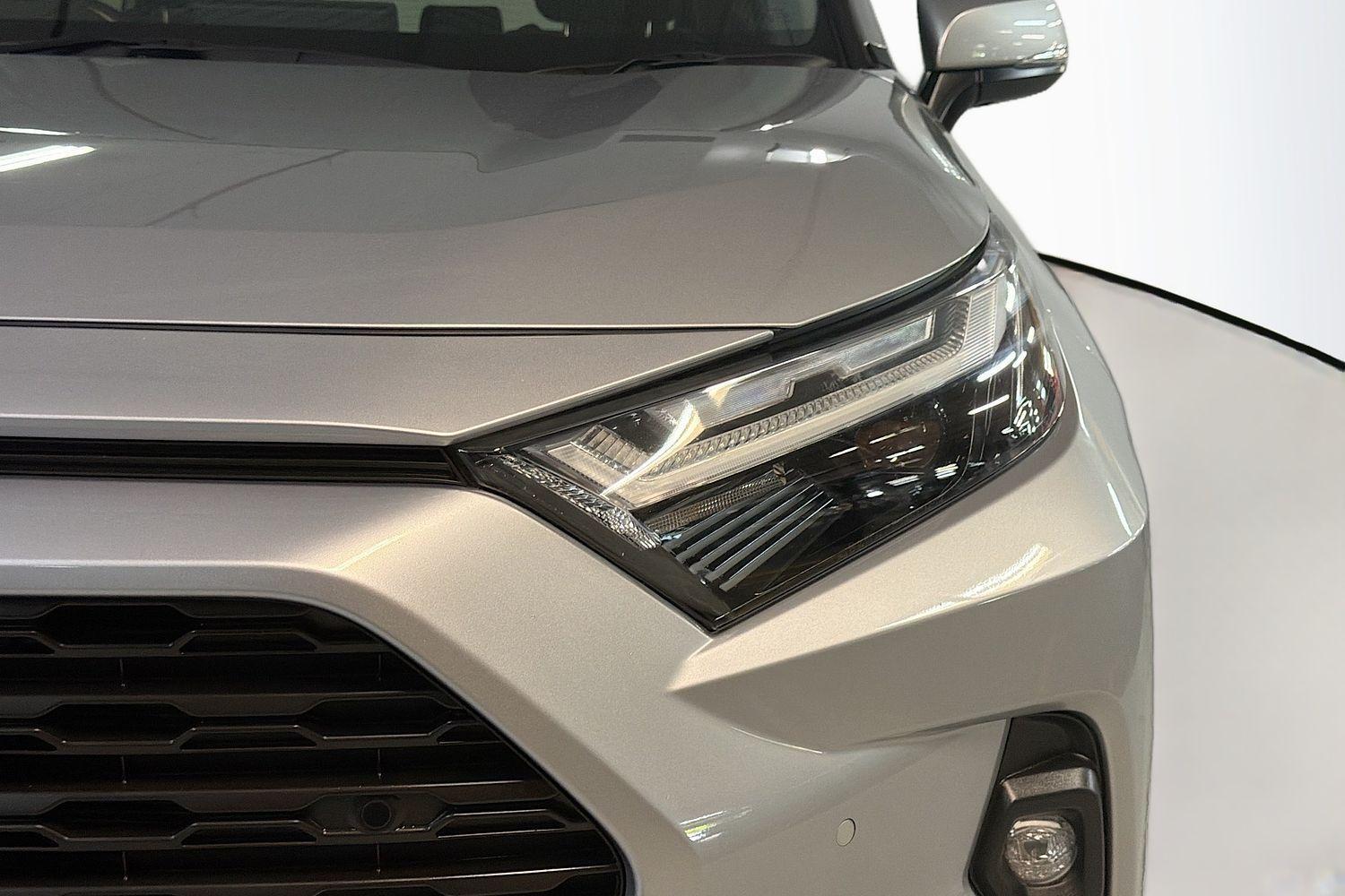 2022 Toyota RAV4 GX-2WD in Silver