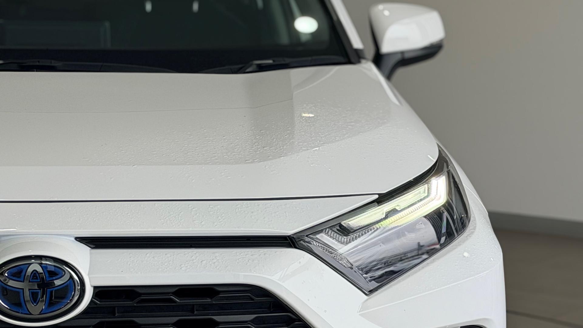 2023 Toyota RAV4 GX in White