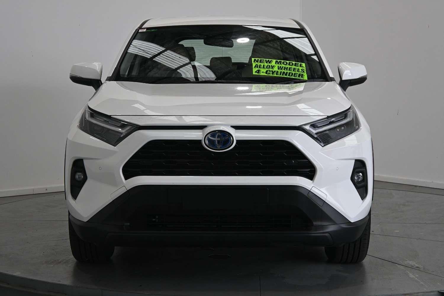 2024 Toyota RAV4 GX-2WD in White