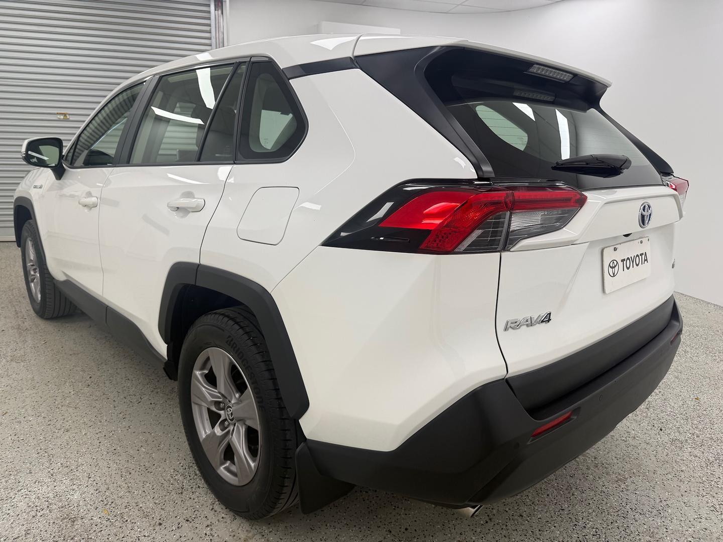 2024 Toyota RAV4 GX-2WD in White