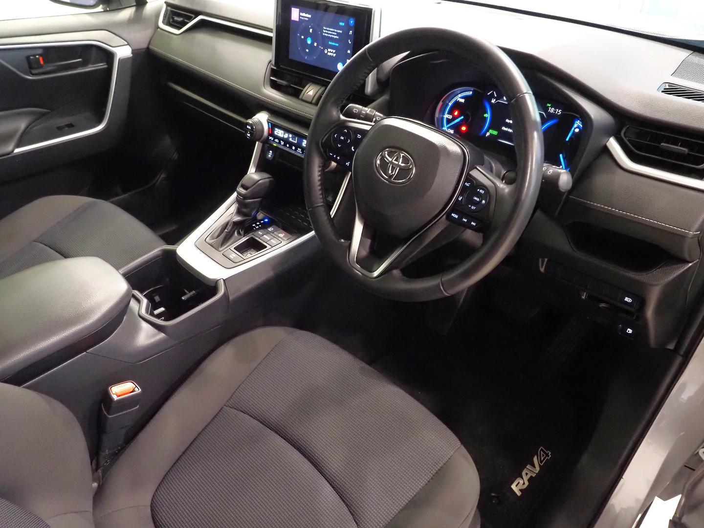 2024 Toyota RAV4 GX in Silver
