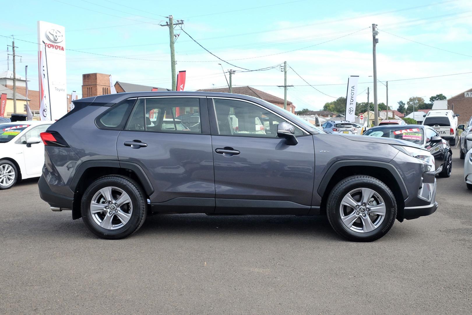 2024 Toyota RAV4 GX-2WD in Silver