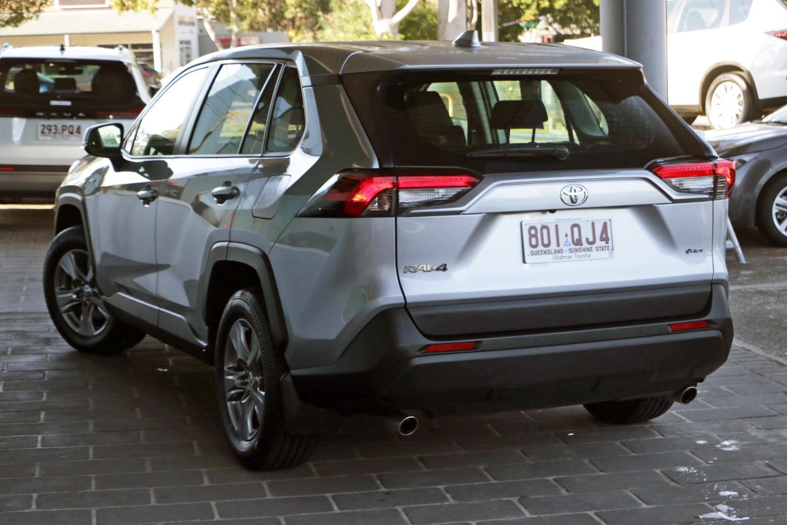 2025 Toyota RAV4 GX-2WD in Silver
