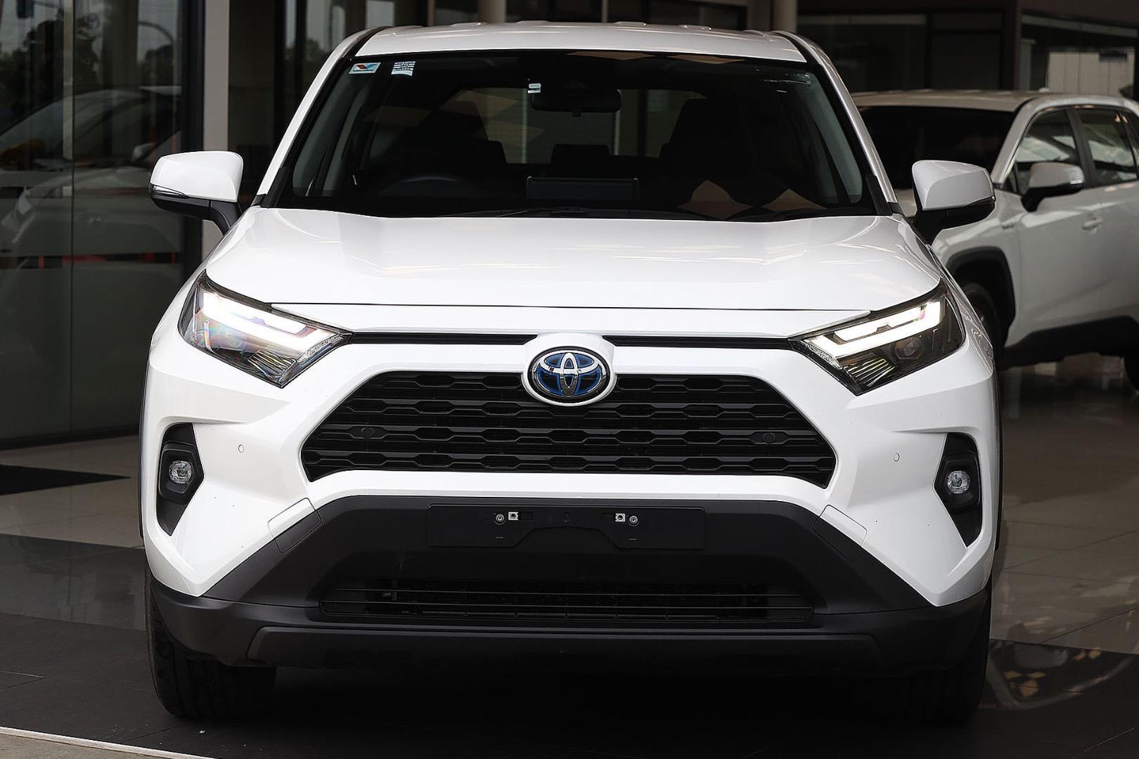 2024 Toyota RAV4 GX-2WD in White