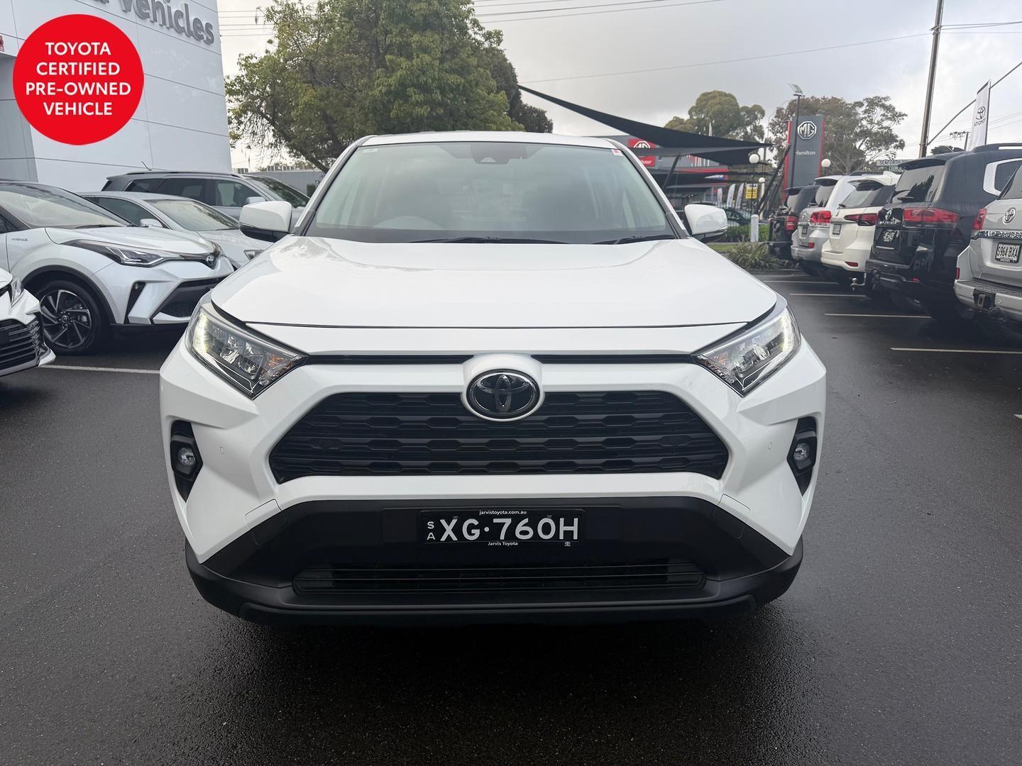 2022 Toyota RAV4 GX-2WD in White