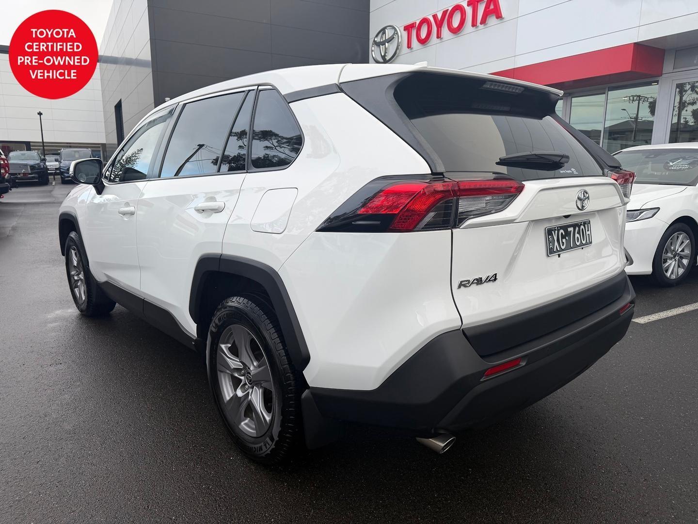 2022 Toyota RAV4 GX-2WD in White