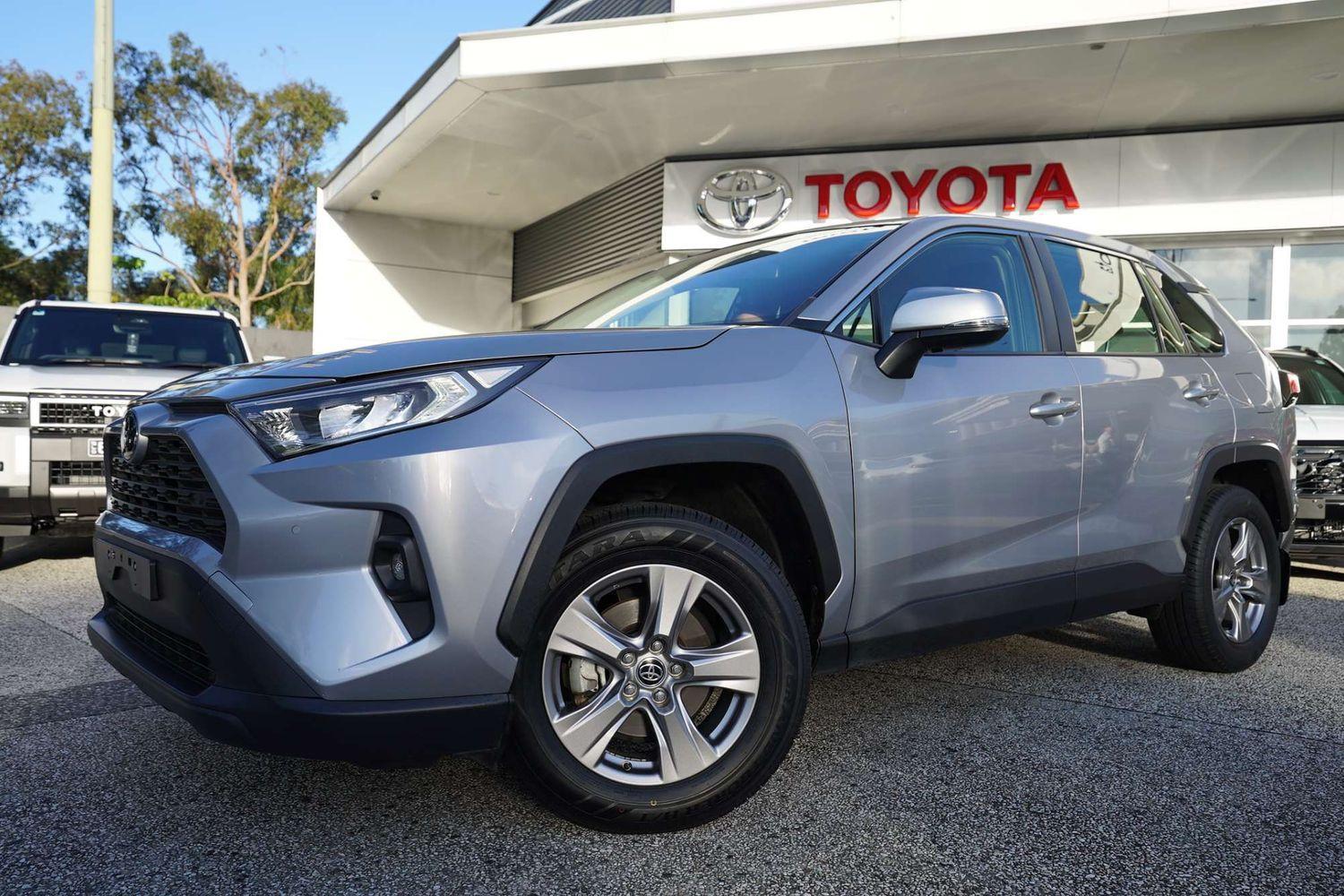 2023 Toyota RAV4 GX-2WD in Silver