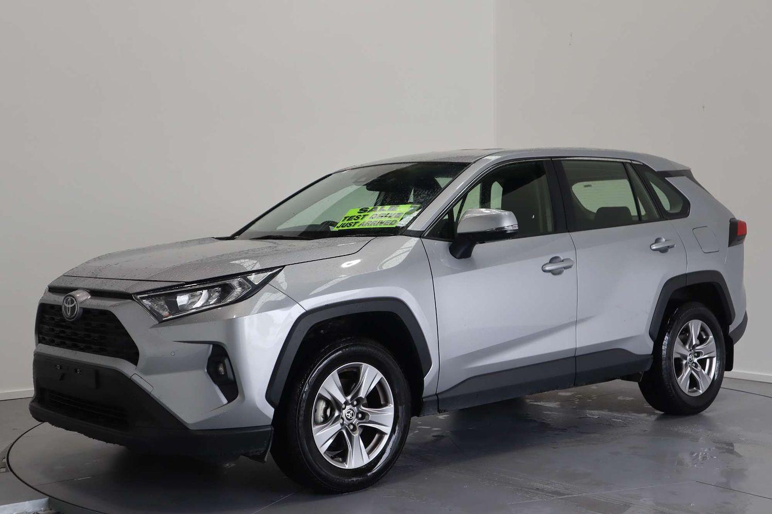 2024 Toyota RAV4 GX in Silver
