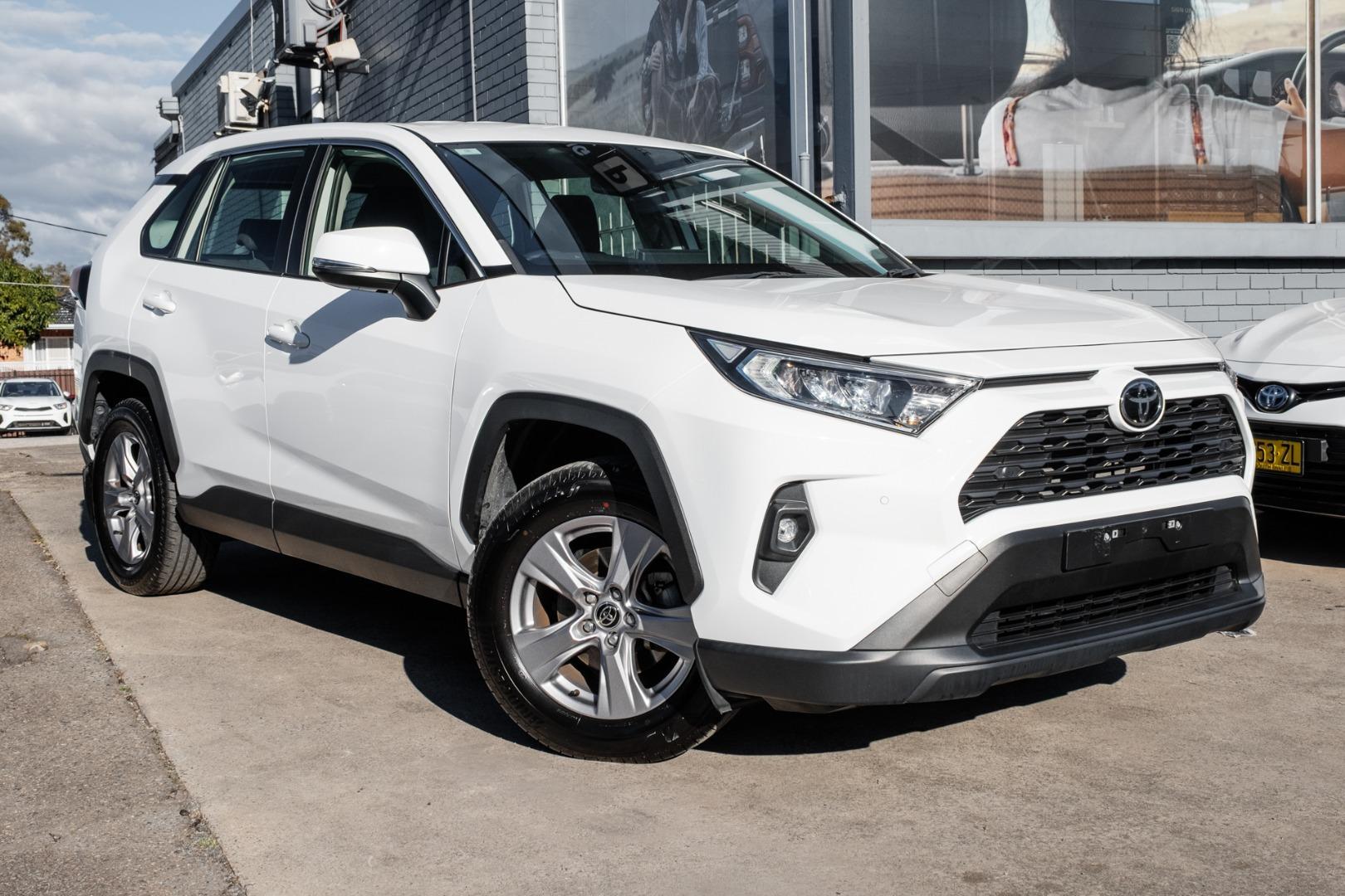 2023 Toyota RAV4 GX-2WD in White