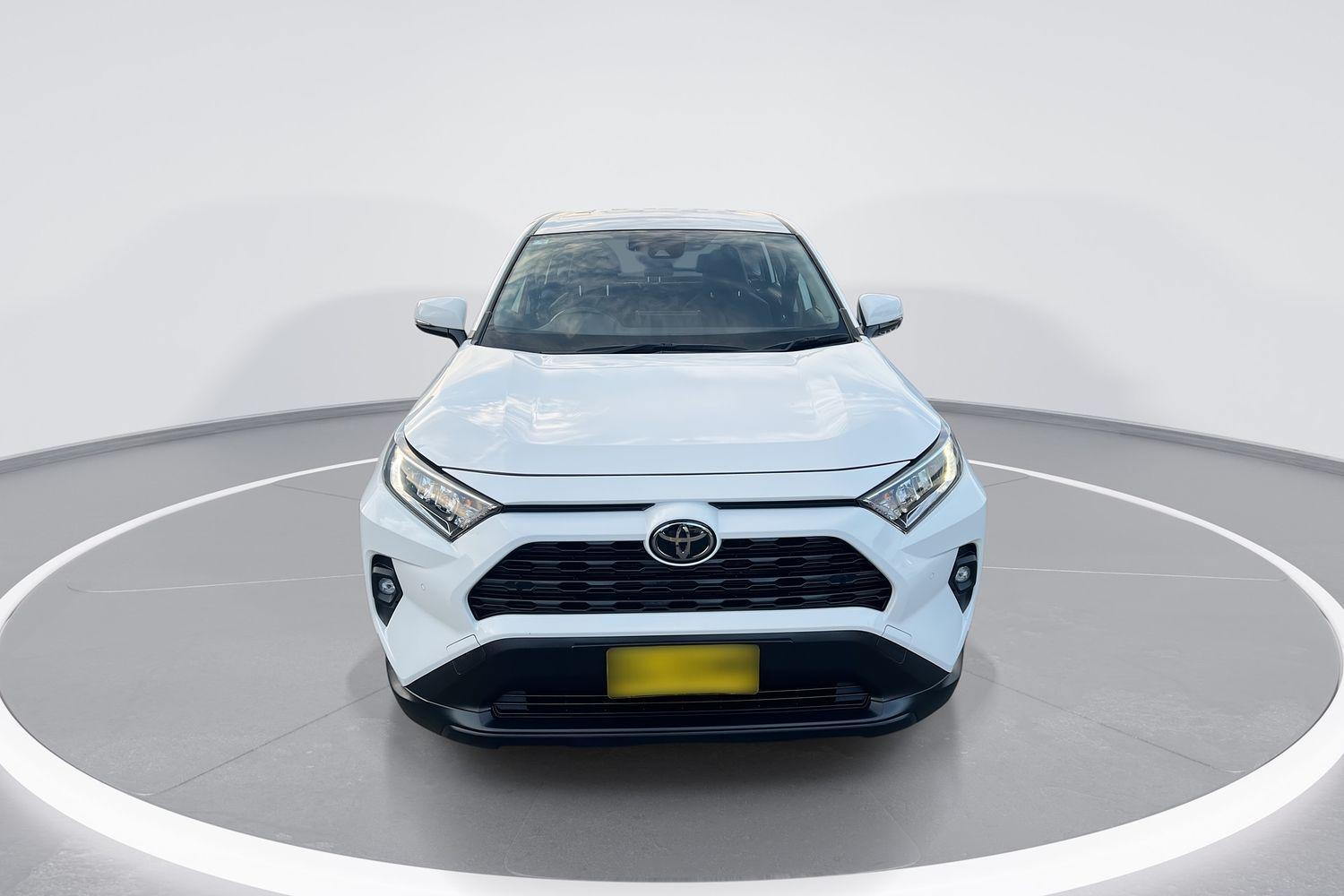 2022 Toyota RAV4 GX-2WD in White