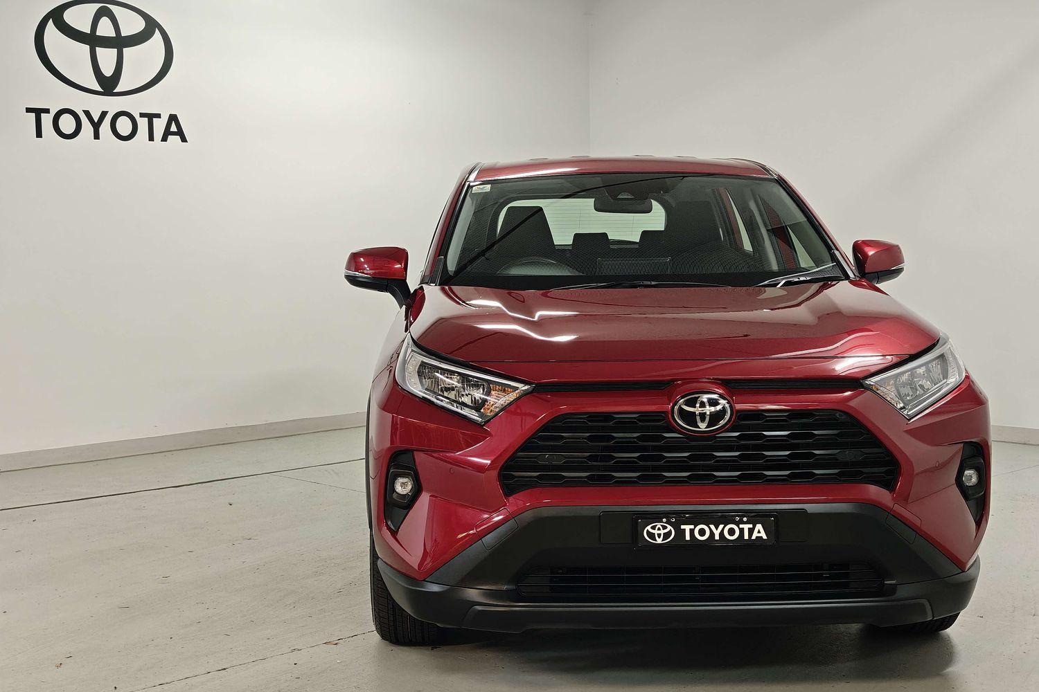 2022 Toyota RAV4 GX-2WD in Red