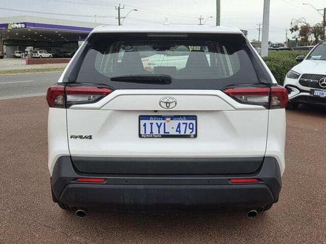 2022 Toyota RAV4 GX 2WD in White