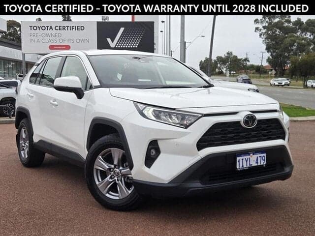 2022 Toyota RAV4 GX 2WD in White