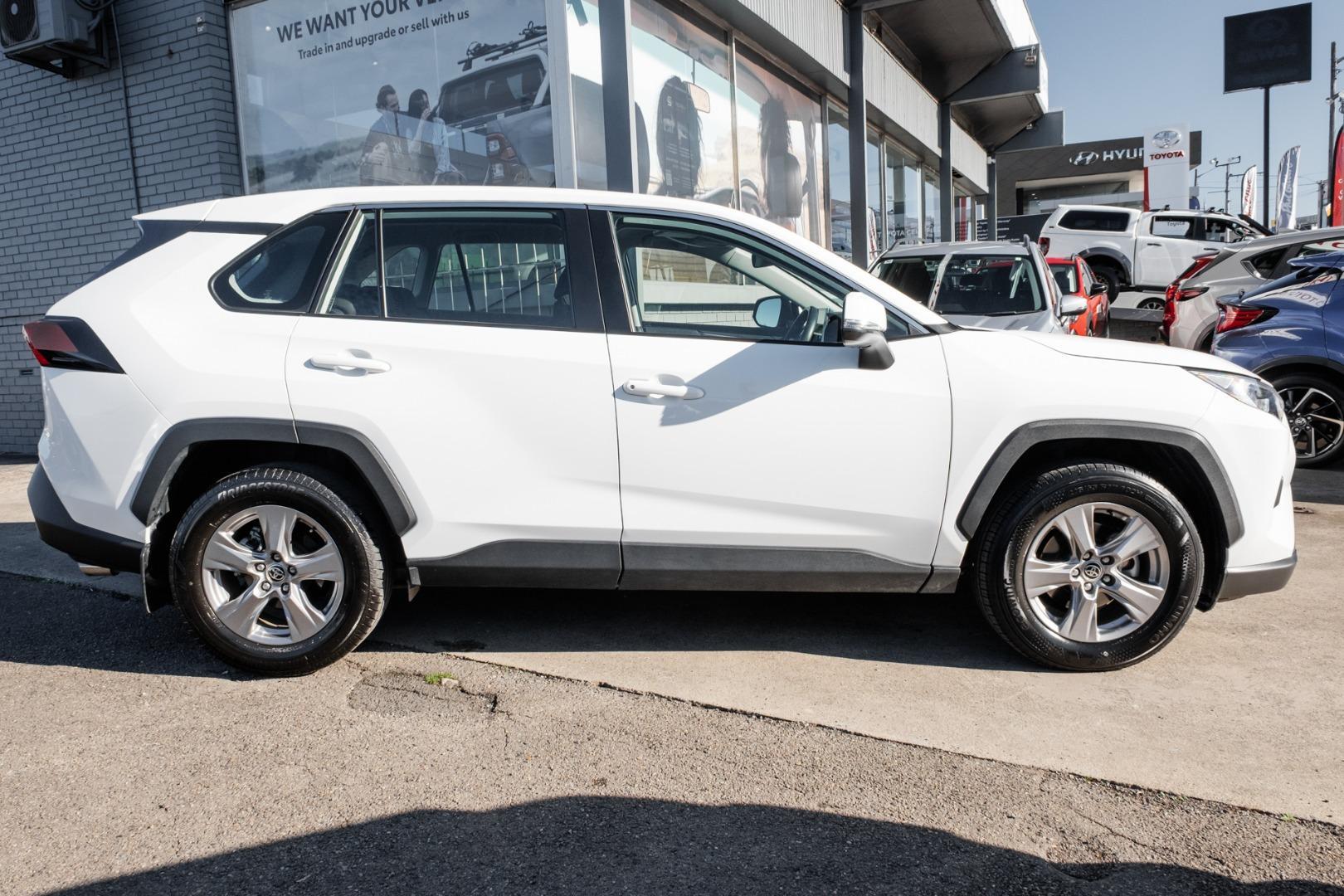 2024 Toyota RAV4 GX-2WD in White