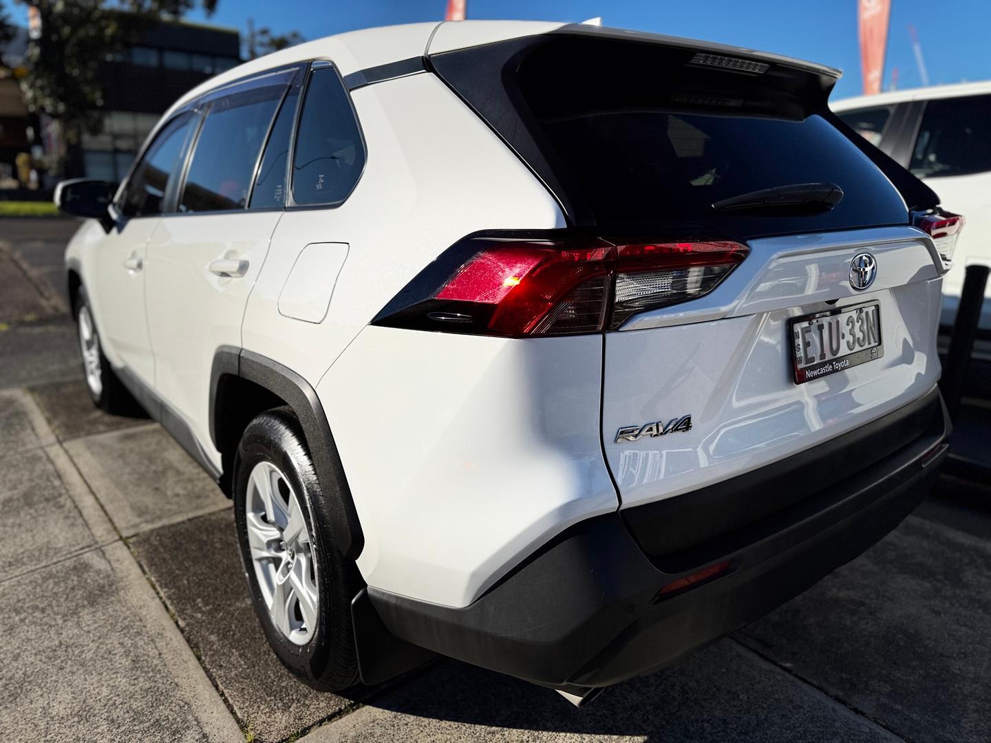 2020 Toyota RAV4 GX-2WD in White