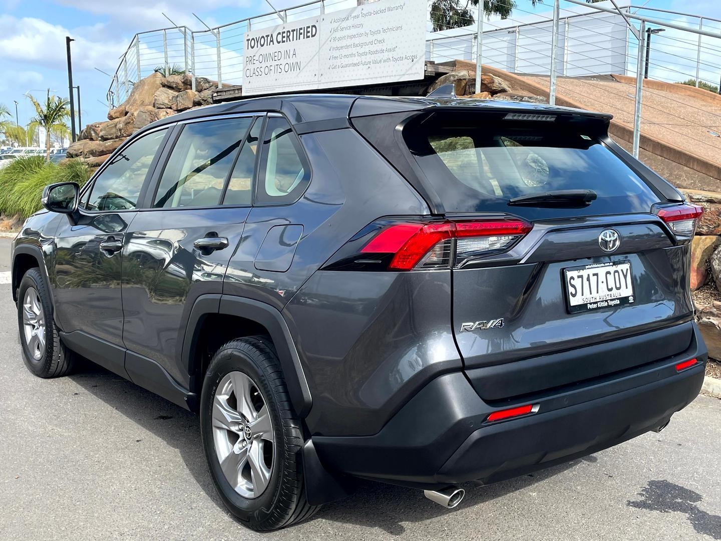 2022 Toyota RAV4 GX-2WD in Silver