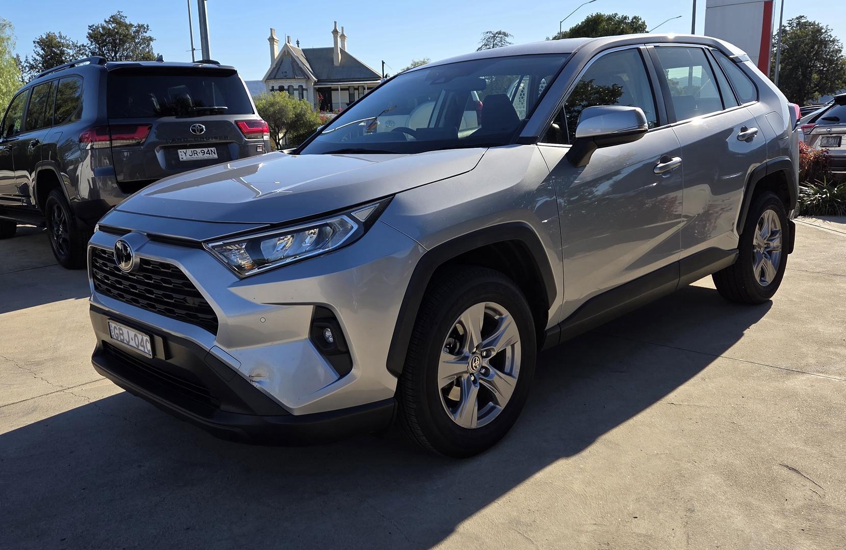 2022 Toyota RAV4 GX-2WD in Silver