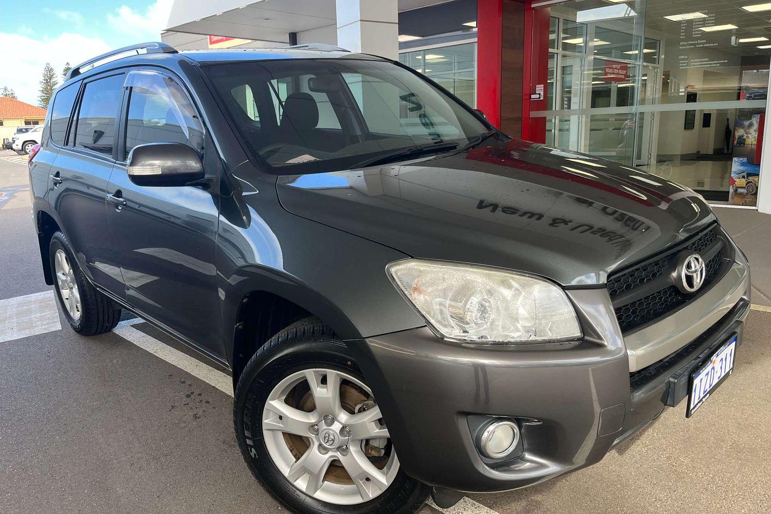 2011 Toyota RAV4 CV - 2WD in Silver