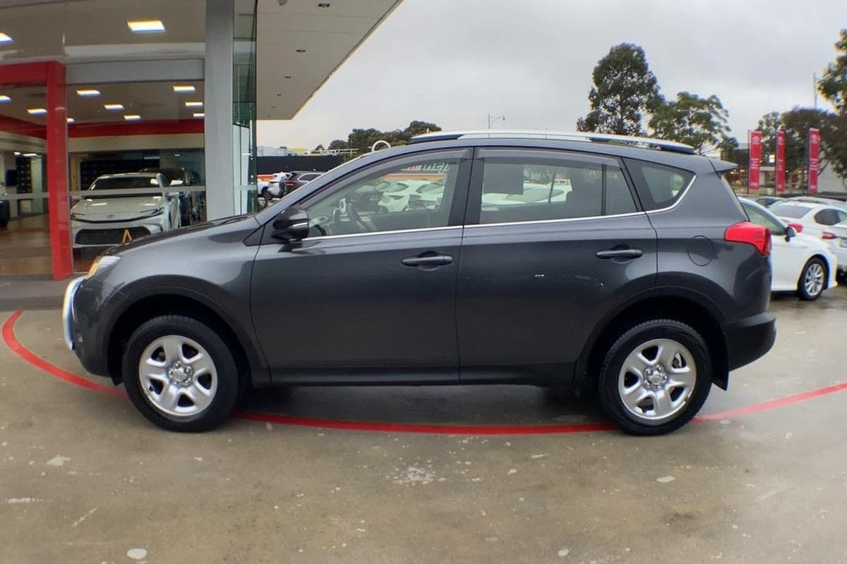 2015 Toyota RAV4 GX in Silver