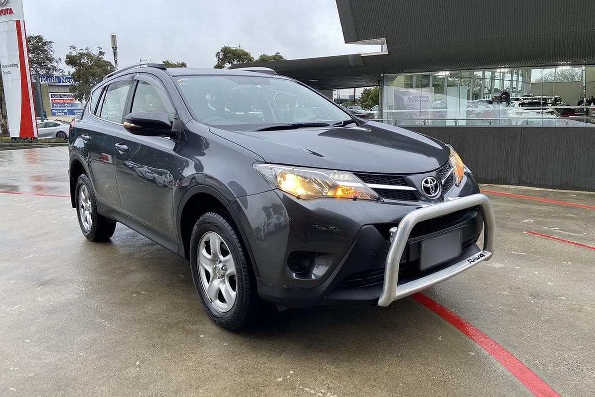 2015 Toyota RAV4 GX in Silver
