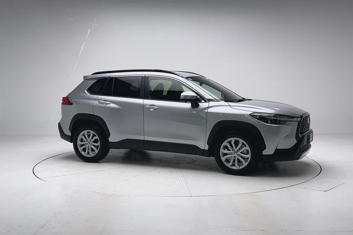 2023 Toyota Corolla Cross GXL in Other