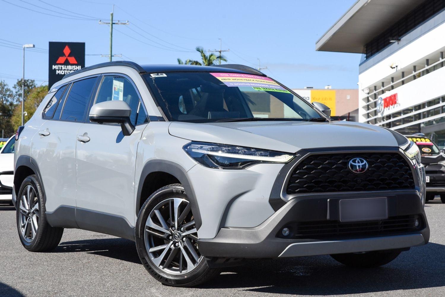 2023 Toyota Corolla Cross Atmos 2WD in Grey